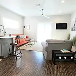 The Kozy Urban Dallas Flat